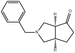 Cyclopenta[c]pyrrol-4(1H)-one, hexahydro-2-(phenylmethyl)-, (3aS,6aR)- Struktur