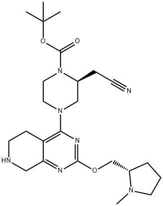 1-Piperazinecarboxylic acid, 2-(cyanomethyl)-4-[5,6,7,8-tetrahydro-2-[[(2S)-1-methyl-2-pyrrolidinyl]methoxy]pyrido[3,4-d]pyrimidin-4-yl]-, 1,1-dimethylethyl ester, (2S)- Struktur