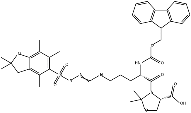 4-Oxazolidinecarboxylic acid, 3-[(2S)-5-[[[[(2,3-dihydro-2,2,4,6,7-pentamethyl-5-benzofuranyl)sulfonyl]amino]iminomethyl]amino]-2-[[(9H-fluoren-9-ylmethoxy)carbonyl]amino]-1-oxopentyl]-2,2-dimethyl-, (4S)- Struktur