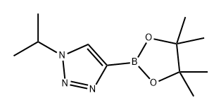 1H-1,2,3-Triazole, 1-(1-methylethyl)-4-(4,4,5,5-tetramethyl-1,3,2-dioxaborolan-2-yl)- Struktur