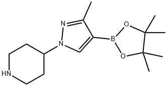 Piperidine, 4-[3-methyl-4-(4,4,5,5-tetramethyl-1,3,2-dioxaborolan-2-yl)-1H-pyrazol-1-yl]- Struktur