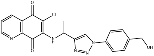 5,8-Quinolinedione, 6-chloro-7-[[1-[1-[4-(hydroxymethyl)phenyl]-1H-1,2,3-triazol-4-yl]ethyl]amino]- Struktur