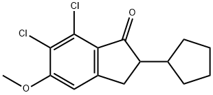 6,7-dichloro-2-cyclopentyl-5-methoxy-2,3-dihydro-1H-inden-1-one Struktur