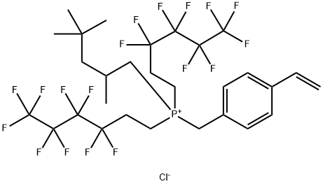 (4-ethenylphenyl)methyl]bis(3,3,4,4,5,5,6,6,6-nonafluorohexyl)(2,4,4-trimethylpentyl) phosphonium,chloride (1:1) Struktur