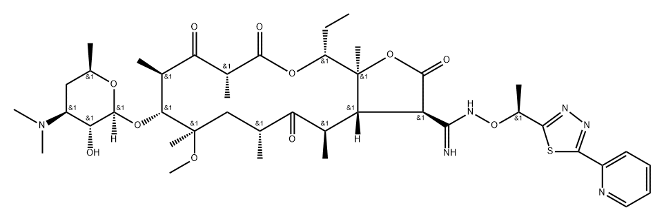 2H-Furo[2,3-c]oxacyclotetradecin-3-carboximidamide, 15-ethyltetradecahydro-8-methoxy-4,6,8,10,12,15a-hexamethyl-2,5,11,13-tetraoxo-N'-[(1S)-1-[5-(2-pyridinyl)-1,3,4-thiadiazol-2-yl]ethoxy]-9-[[3,4,6-trideoxy-3-(dimethylamino)-β-D-xylo-hexopyranosyl]oxy]-, [C(Z),3R,3aS,4R,6R,8R,9R,10R,12R,15R,15aS]- Struktur