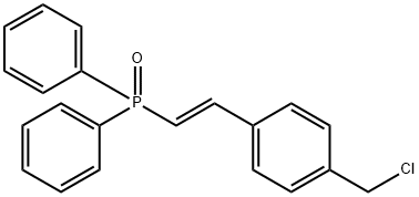 (1E)-2-[4-(chloromethyl)phenyl]ethenyl]diphenylphosphine oxide Struktur