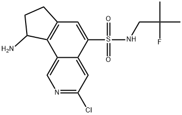 9-amino-3-chloro-N-(2-fluoro-2-methylpropyl)-8,9-dihydro-7H-cyclopenta[h]isoquinoline-5-sulfonamide Struktur