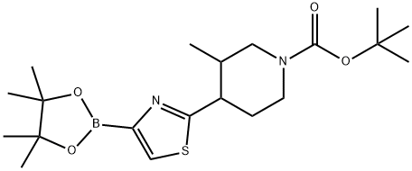 tert-butyl 3-methyl-4-(4-(4,4,5,5-tetramethyl-1,3,2-dioxaborolan-2-yl)thiazol-2-yl)piperidine-1-carboxylate Struktur