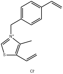 5-ethenyl-3-[(4-ethenylphenyl)methyl]-4-methylthiazolium chloride (1:1) Struktur