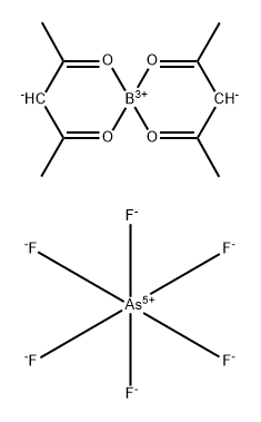 bis(pentane-2,4-dionato-O,O')boron(1+) hexafluoroarsenate(1-) Struktur