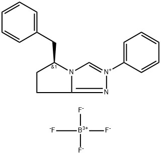 (S)-5-Benzyl-2-phenyl-6,7-dihydro-5H-pyrrolo[2,1-c][1,2,4]triazol-2-ium tetrafluoroborate Struktur