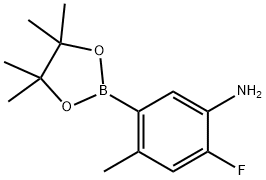 2-fluoro-4-methyl-5-(4,4,5,5-tetramethyl-1,3,2-dioxaborolan-2-yl)benzenamine Struktur