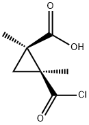 Cyclopropanecarboxylic acid, 2-(chlorocarbonyl)-1,2-dimethyl-, cis- (9CI) Struktur