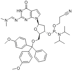 5'-O-(4,4'-DIMETHOXYTRITYL)-N2-DIMETHYLAMINOMETHYLENE-7-DEAZA-2'-DEOXYGUANOSINE, 3'-[(2-CYANOETHYL)-(N,N-DIISOPROPYL)]PHOSPHORAMIDITE Struktur