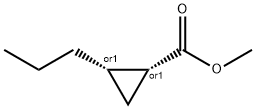 Cyclopropanecarboxylic acid, 2-propyl-, methyl ester, cis- (9CI) Struktur