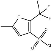 5-METHYL-2-(TRIFLUOROMETHYL)-3-FURANSULFONYL CHLORIDE Struktur