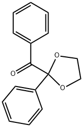 phenyl-(2-phenyl-1,3-dioxolan-2-yl)methanone Struktur