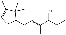 4-methyl-6-(2,2,3-trimethylcyclopent-3-en-1-yl)hex-4-en-3-ol  Struktur