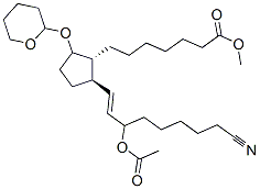 Prost-13-en-1-oic acid, 15-(acetyloxy)-20-cyano-9-(tetrahydro-2H-pyran-2-yl)oxy-, methyl ester, (13E)-(+-)- Struktur