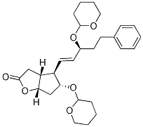 (3aR,4R,5R,6aS)-4-((3S,E)-5-phenyl-3-(tetrahydro-2H-pyran-2-yloxy)pent-1-enyl)-5-(tetrahydro-2H-pyran-2-yloxy)hexahydro-2H-cyclopenta[b]furan-2-one Struktur