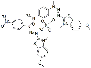 bis[6-methoxy-3-methyl-2-[3-methyl-3-(4-nitrophenyl)triazen-1-yl]benzothiazolium] sulphate  Struktur