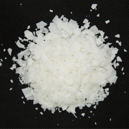 LAURIC ACID MONOETHANOLAMIDE