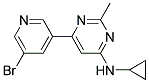 6-(5-BROMOPYRIDIN-3-YL)-N-CYCLOPROPYL-2-METHYLPYRIMIDIN-4-AMINE Struktur