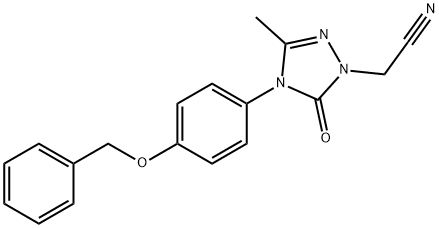 2-(4-[4-(BENZYLOXY)PHENYL]-3-METHYL-5-OXO-4,5-DIHYDRO-1H-1,2,4-TRIAZOL-1-YL)ACETONITRILE Struktur