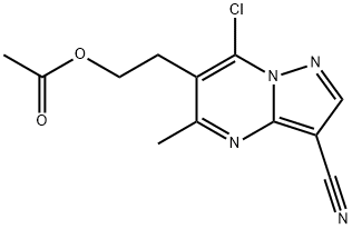 2-(7-CHLORO-3-CYANO-5-METHYLPYRAZOLO[1,5-A]PYRIMIDIN-6-YL)ETHYL ACETATE Struktur